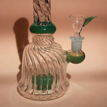 Load image into Gallery viewer, Cute, Green 420 Bong
