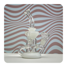 Load image into Gallery viewer, Cute and Affordable Dab Rig / Bong with White Embellishment