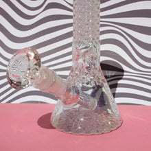 Load image into Gallery viewer, Water Chamber of Diamond Crystal Bong