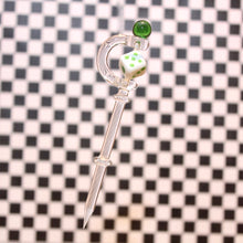 Load image into Gallery viewer, Cool Dice Dabber that Spins | Cute Dab Tools and Accessories