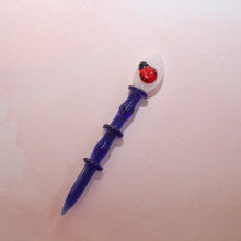 Load image into Gallery viewer, Lady Bug Dabber with Blue Tip for Using with Concentrates
