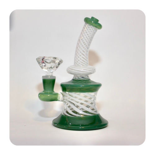 Cute Rig for Sale | Green Water Pipe / Bong
