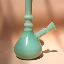 Load image into Gallery viewer, Sue | Cute Retro Jade Water Pipe for Sale | Shop Bloomfield
